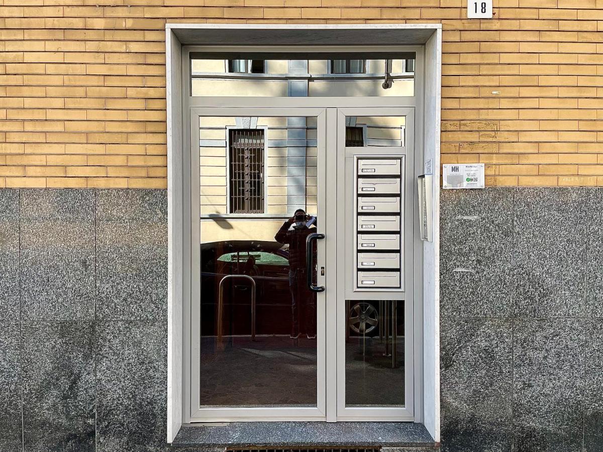 Double or Twin Room External Private Bathroom