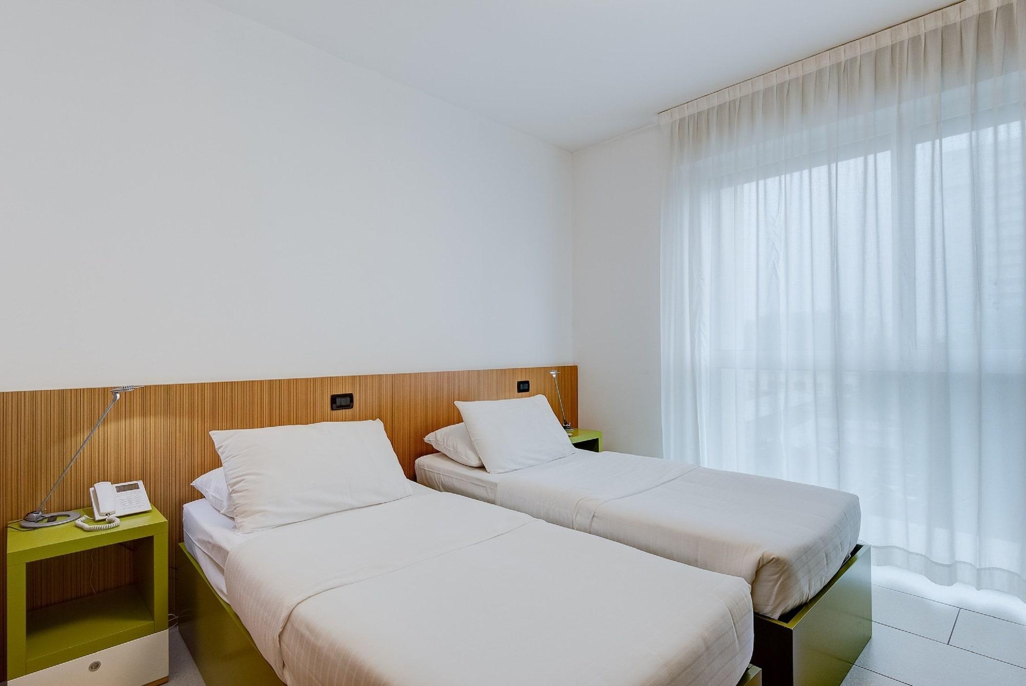Double or Twin Room,1215854158:JPEG