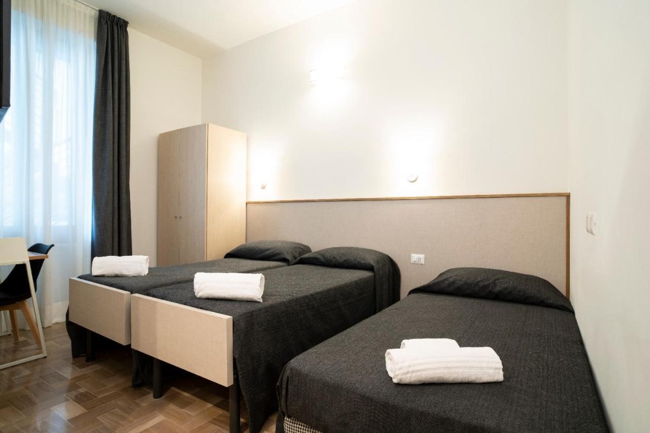 Triple Room,1263366082:JPEG