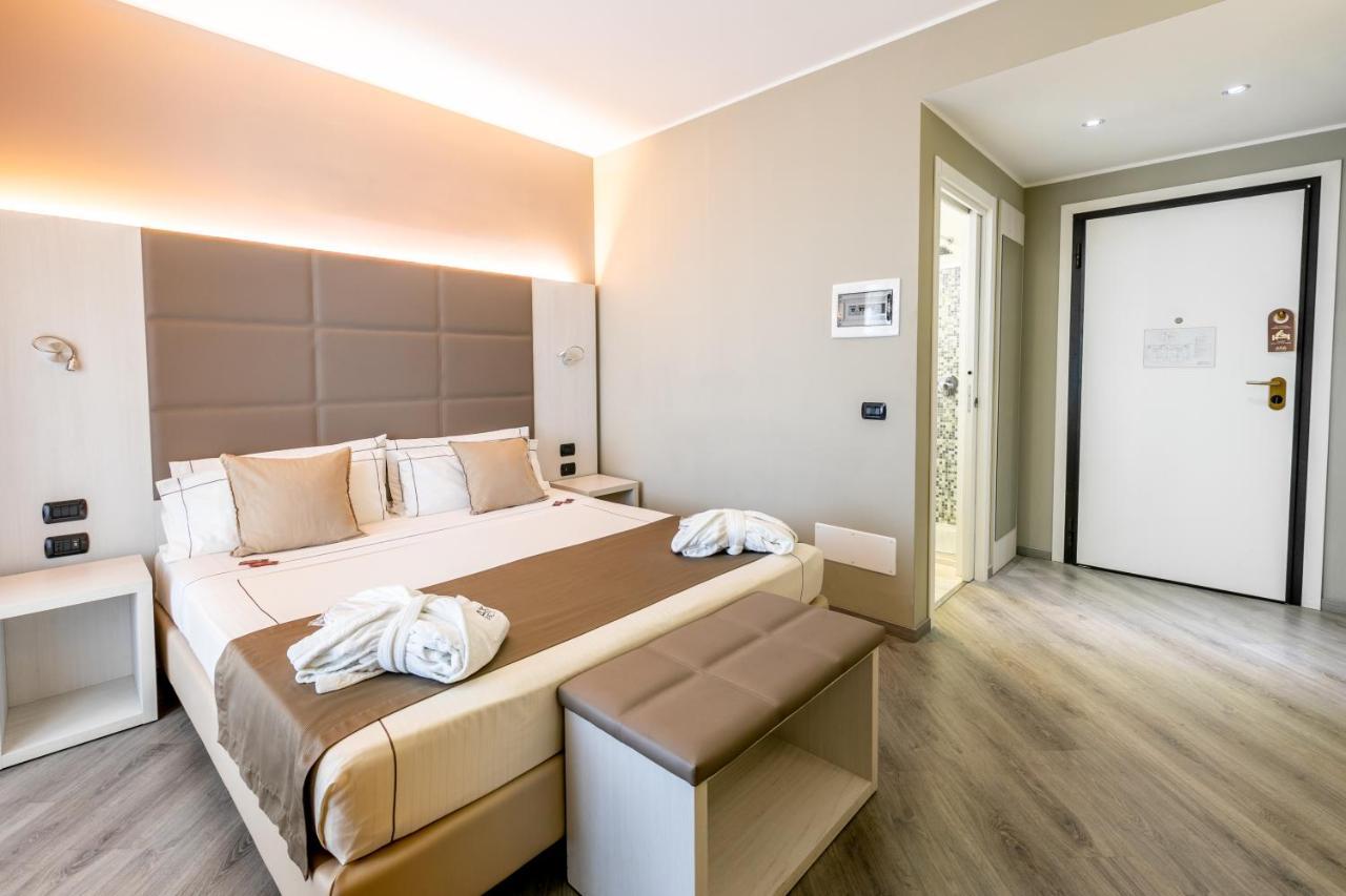 Superior Double or Twin Room,1274580397:JPEG