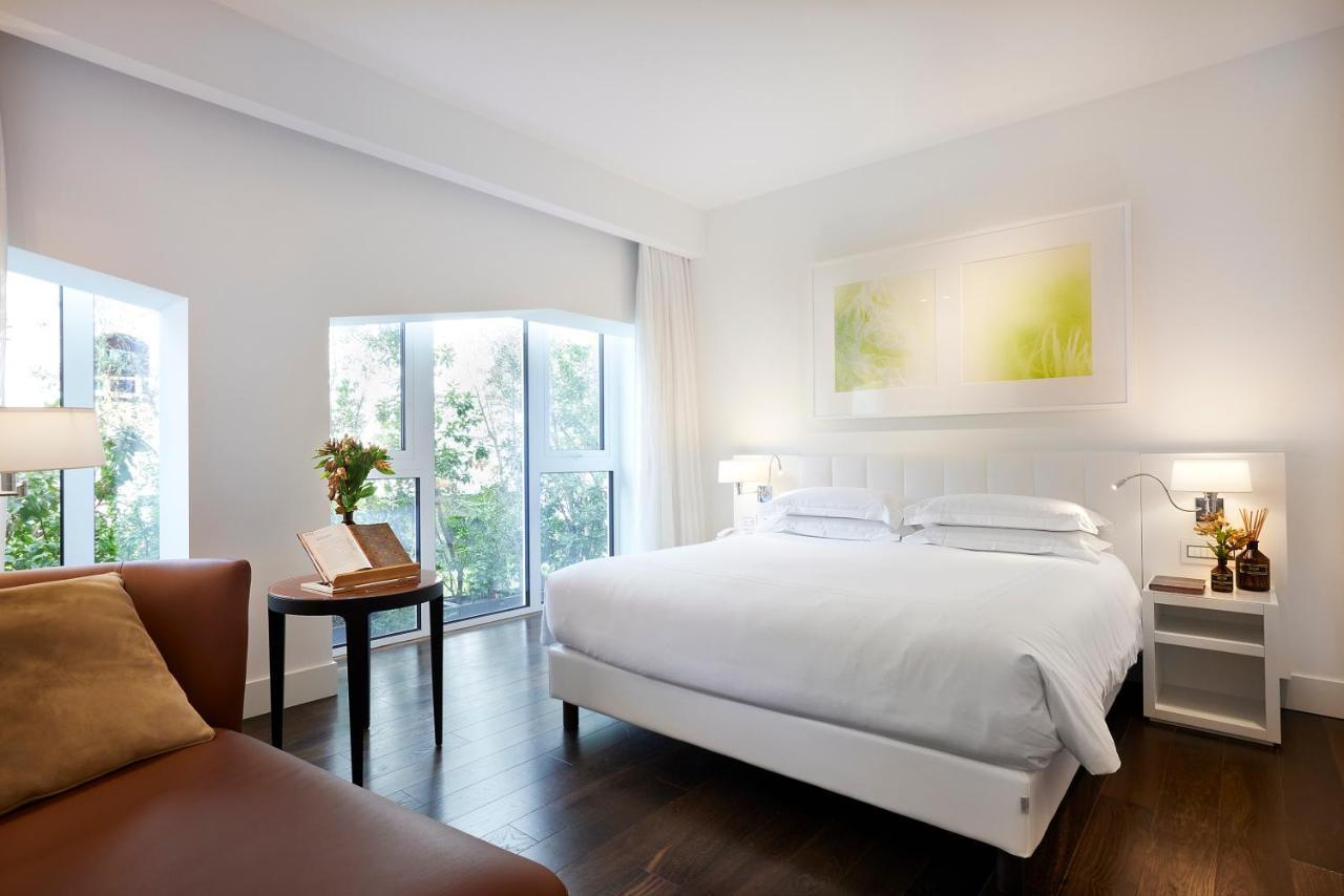 Two Connecting Double Rooms,1683822472:JPEG