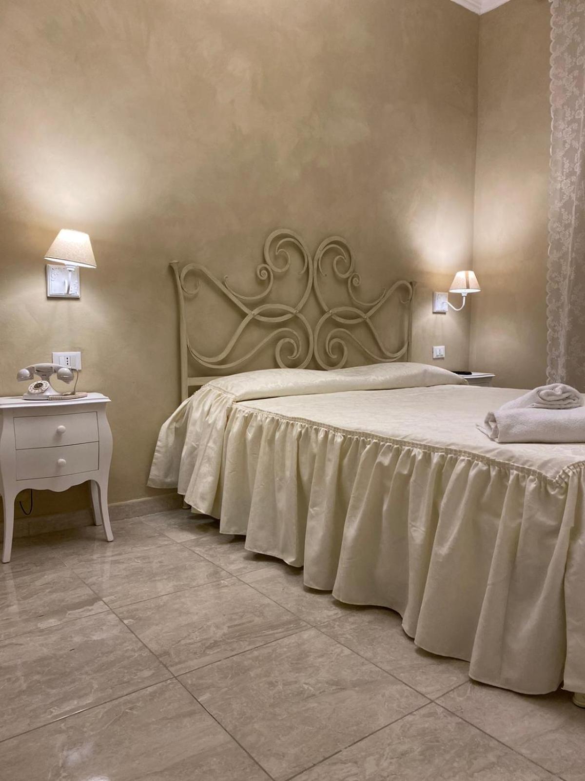 Single Room,1742697610:JPEG