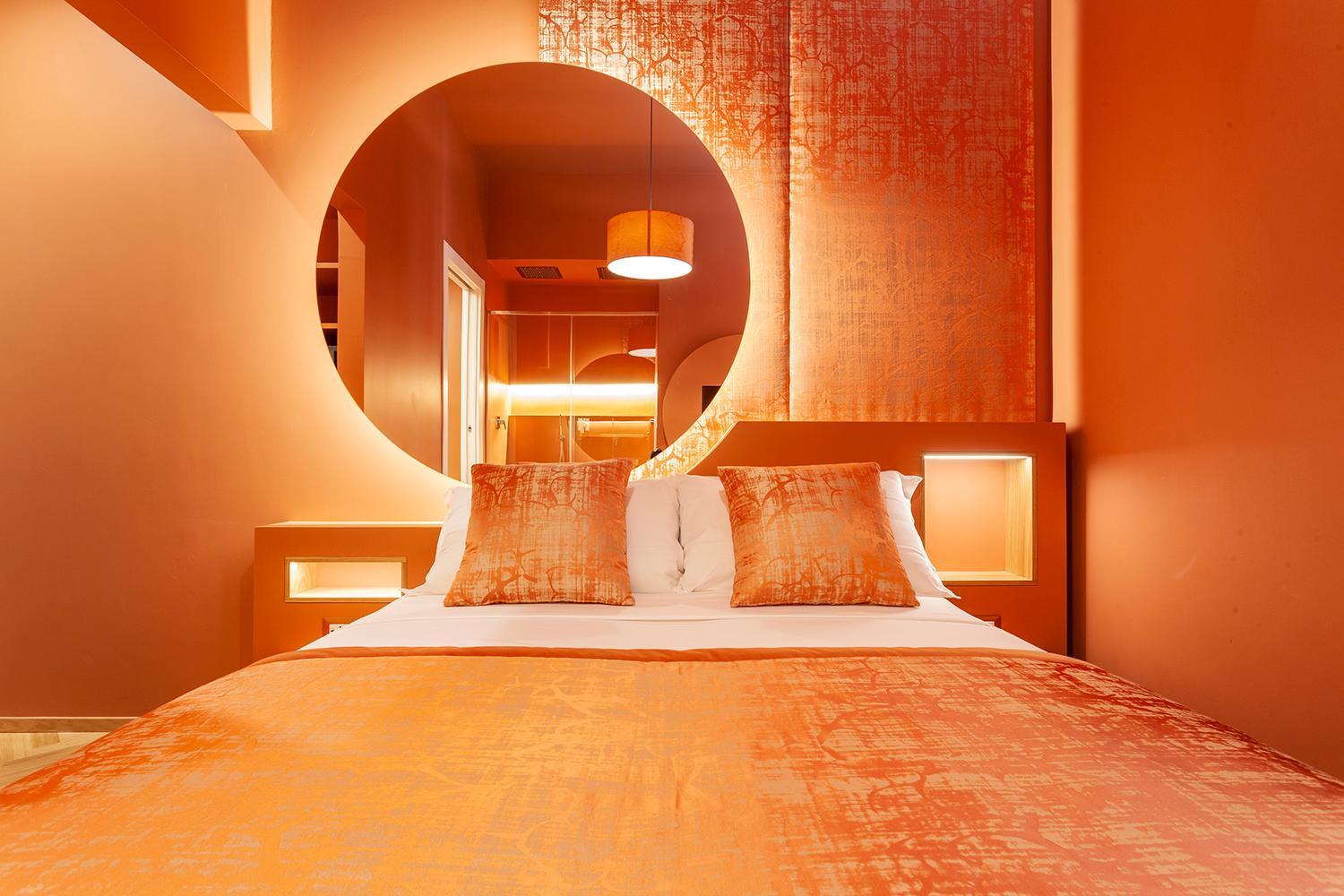 Deluxe Double Room Shower