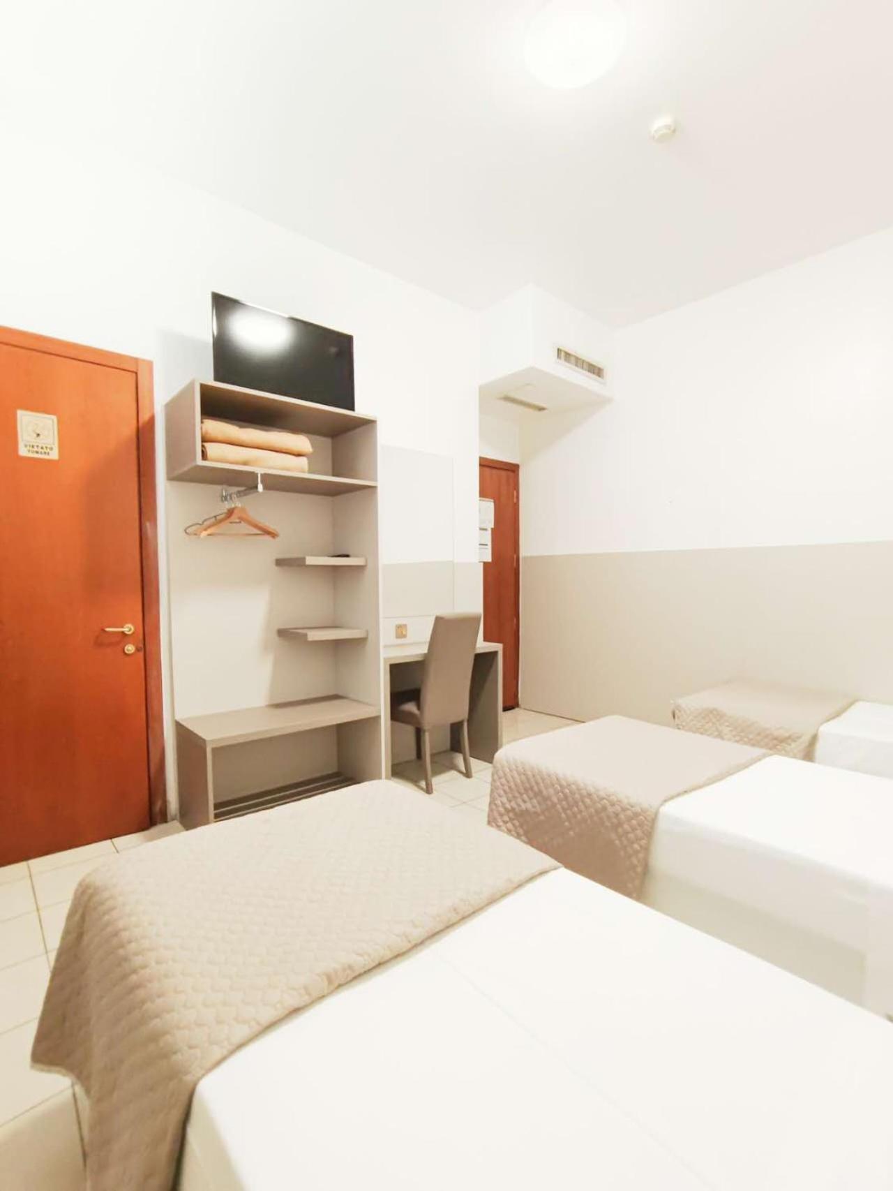 Triple Room,1552024912:JPEG