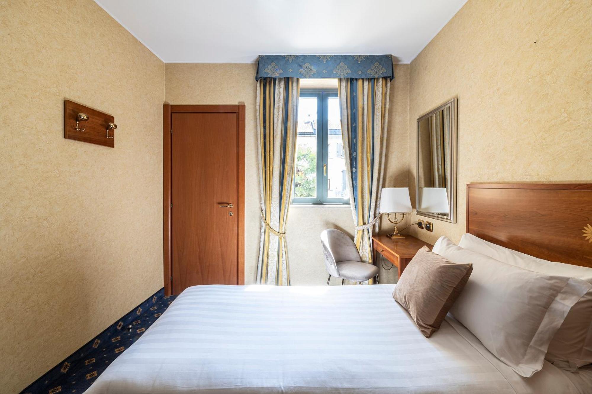 Small Single Room