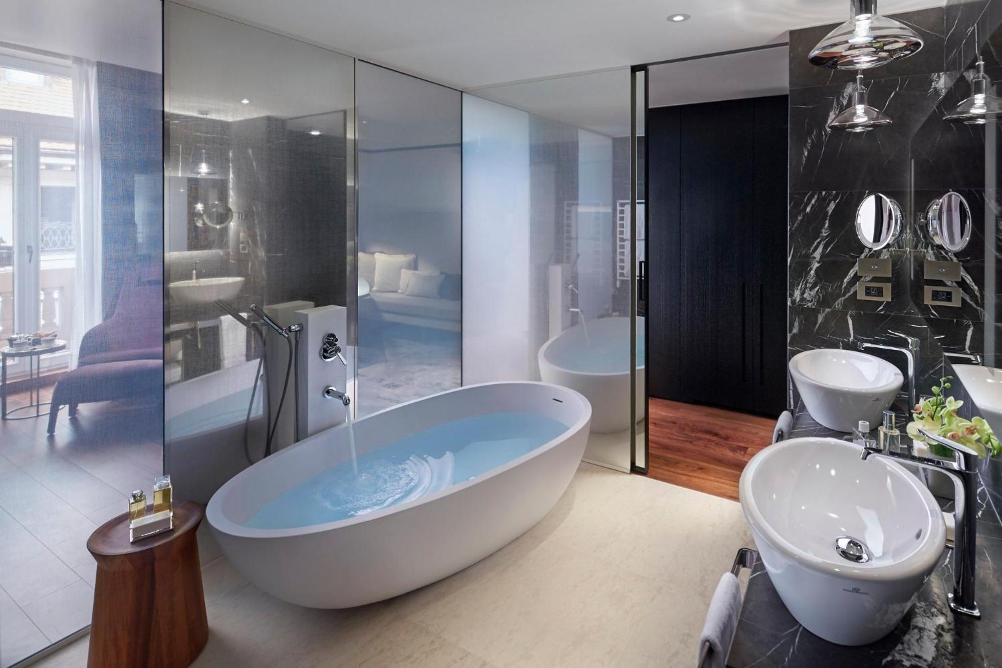 Deluxe Junior Suite,1602988589:JPEG