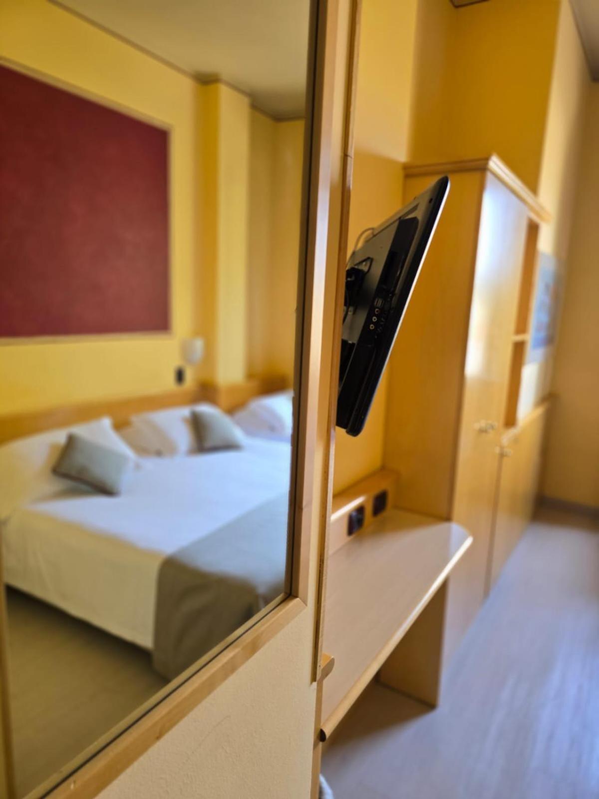 Double Room,1609311254:JPEG