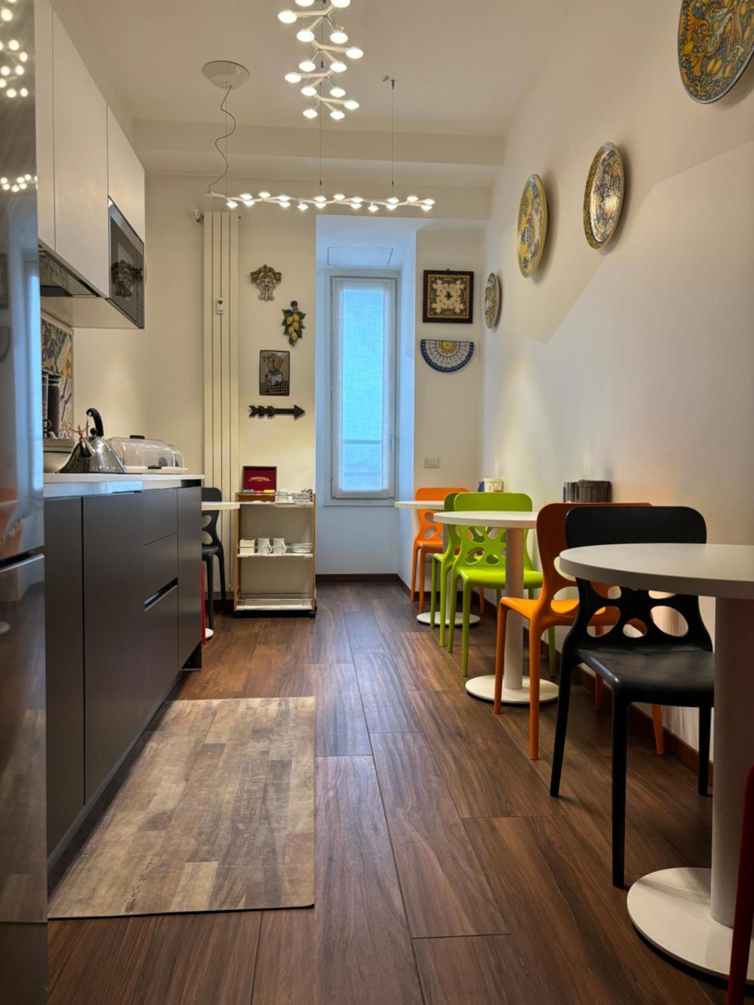 Twin Room,1643797530:JPEG