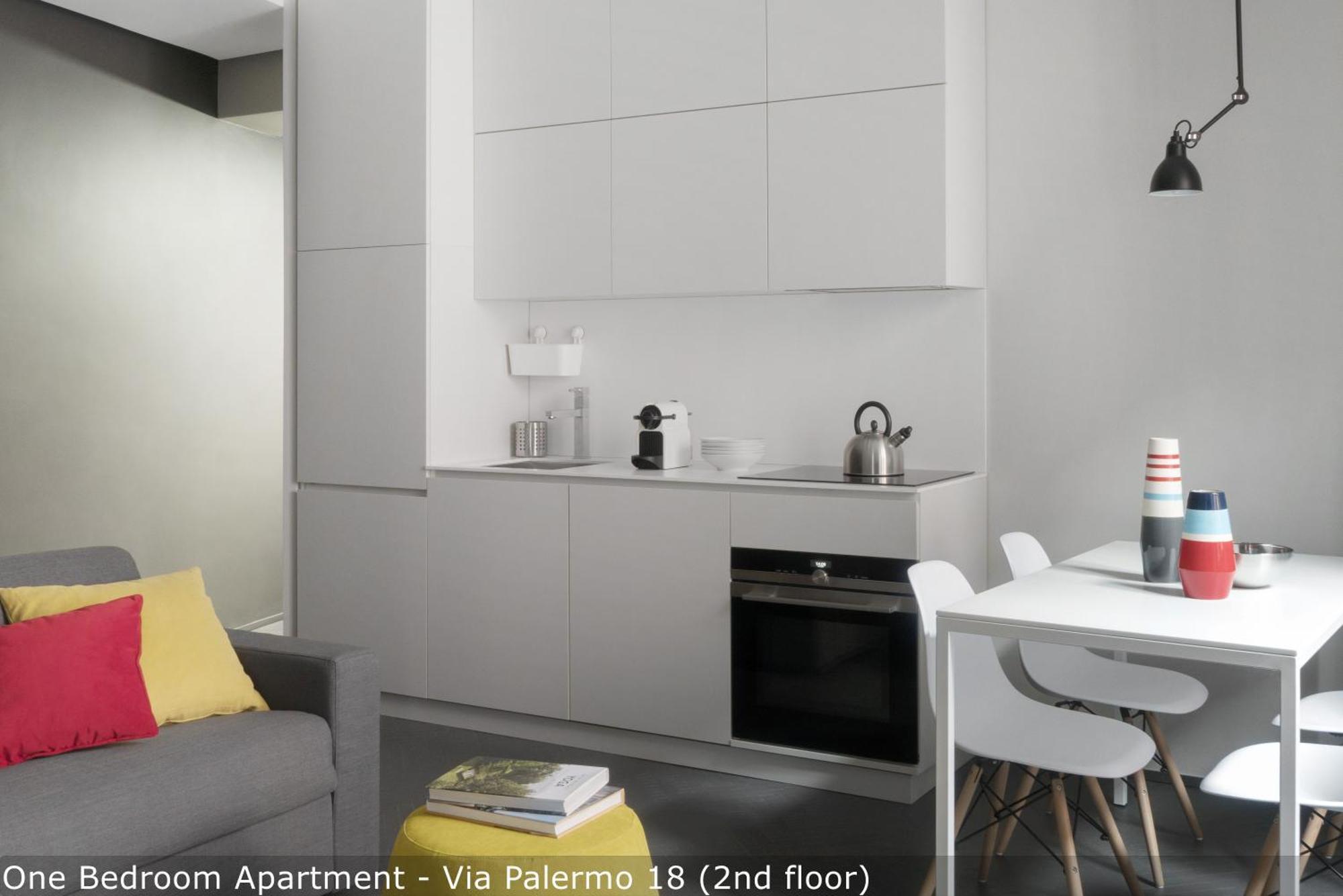 One-Bedroom Apartment Via Palermo 18