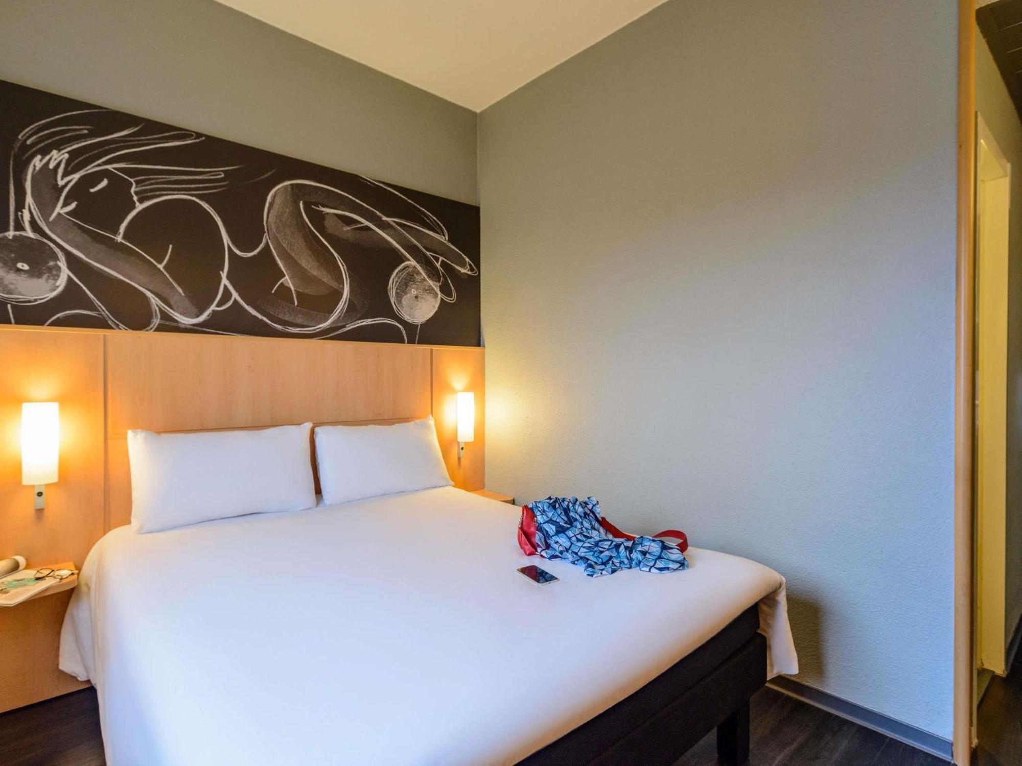 Standard Double Room,1716987306:JPEG