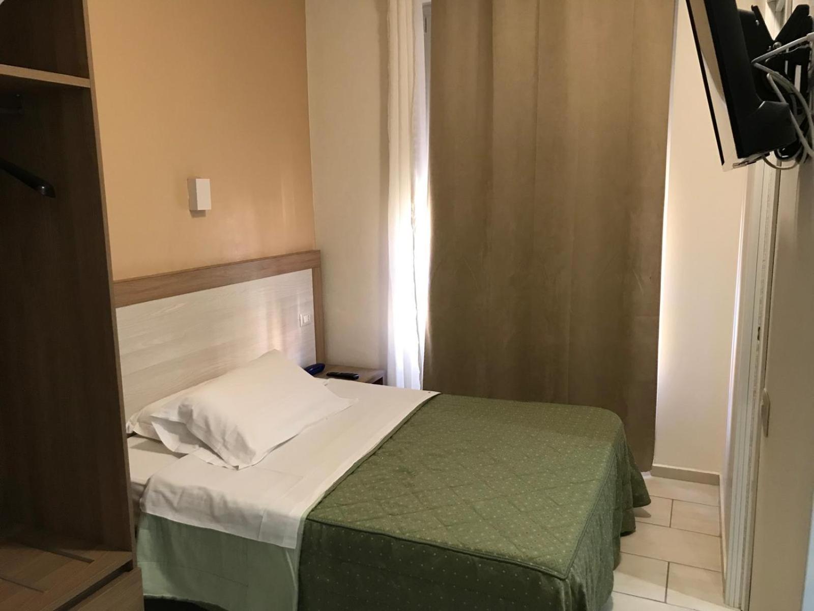 Single Room,1731407556:JPEG