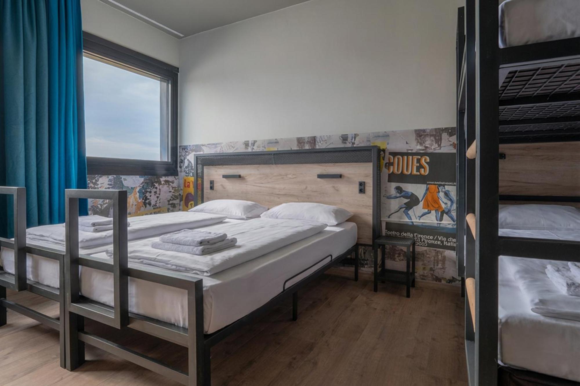 Quadruple Room,1679561953:JPEG