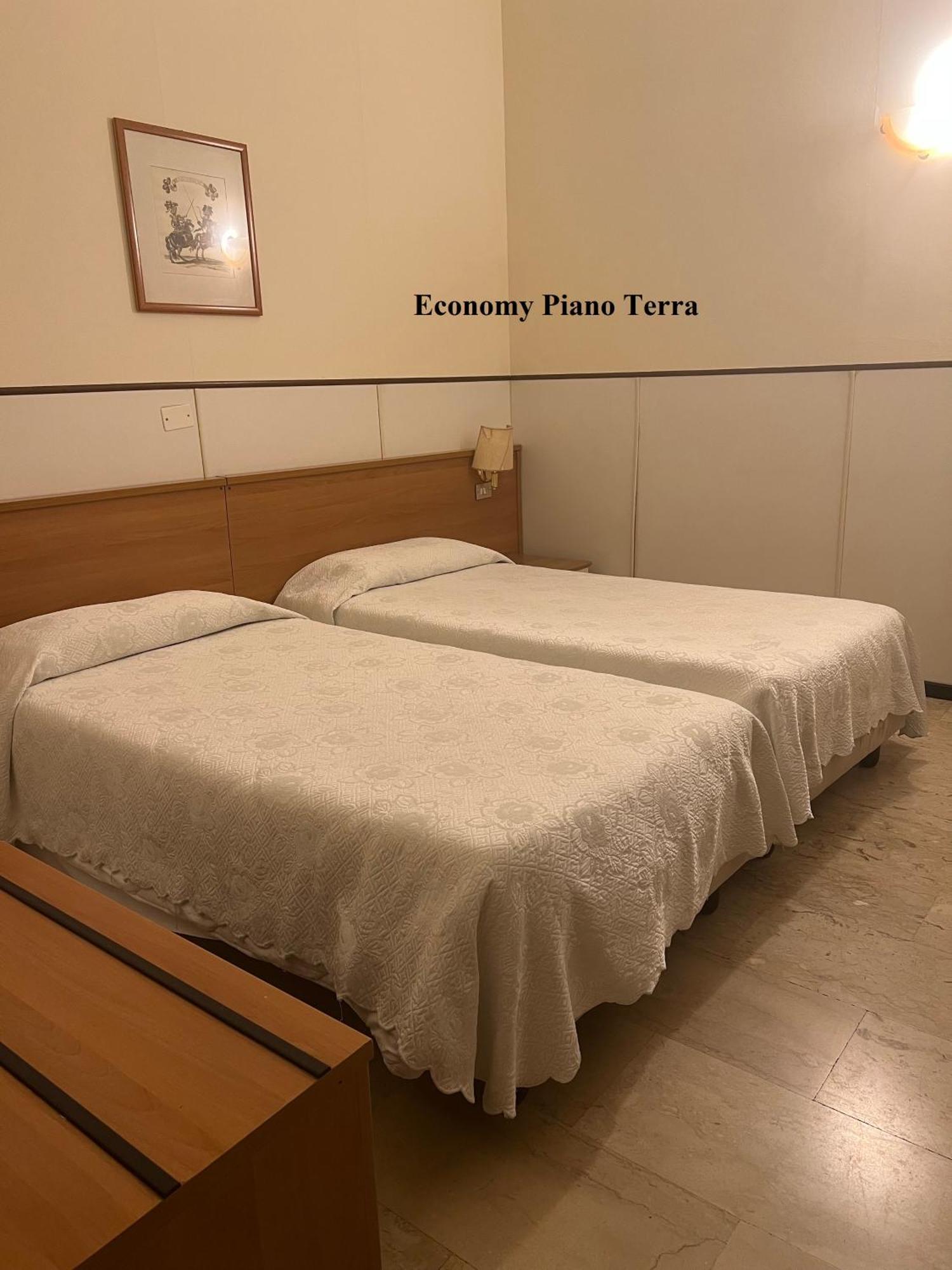 Economy Zweibettzimmer
