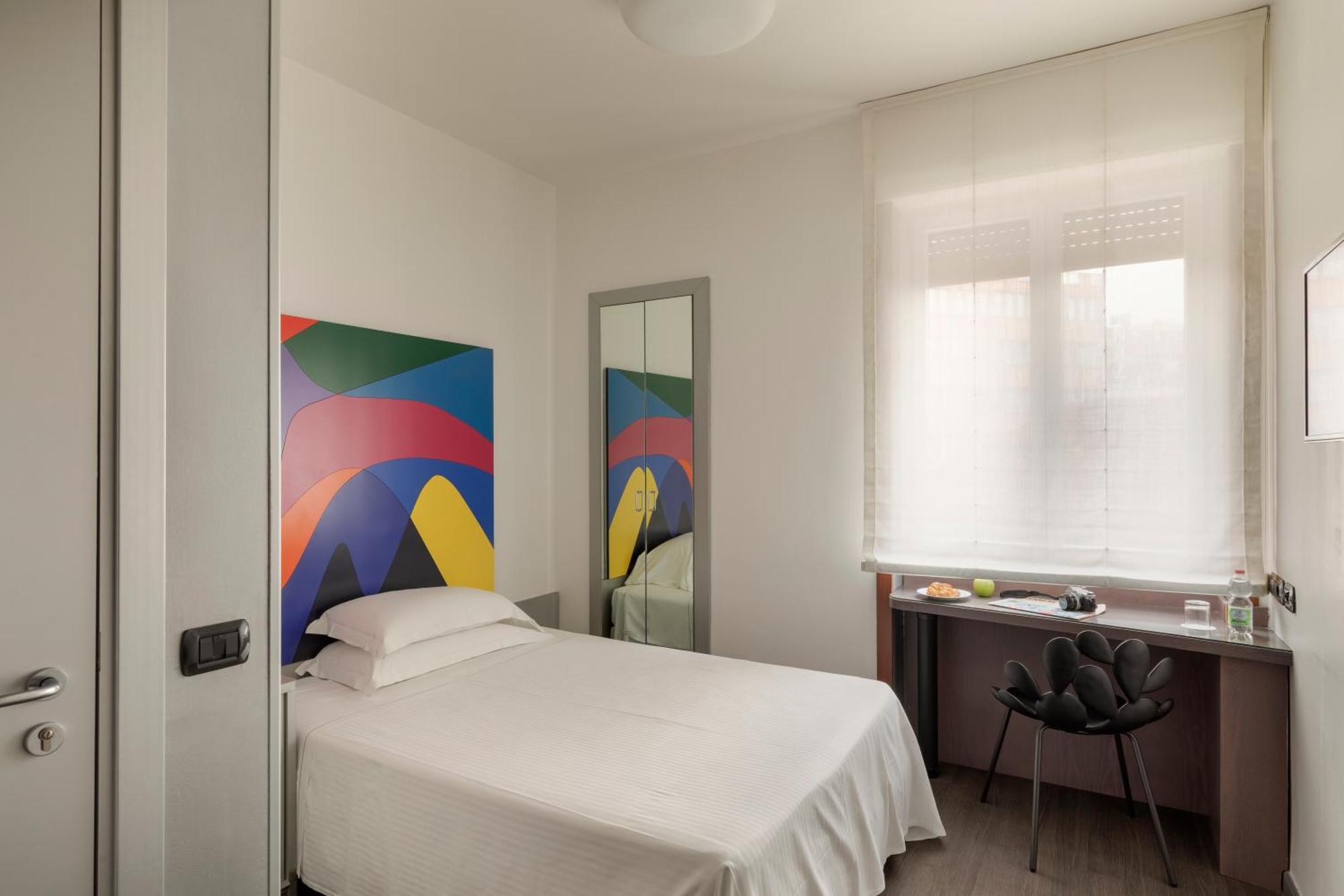 Single Room,1765157659:JPEG