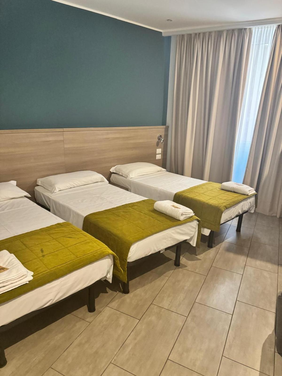 Economy Triple Room