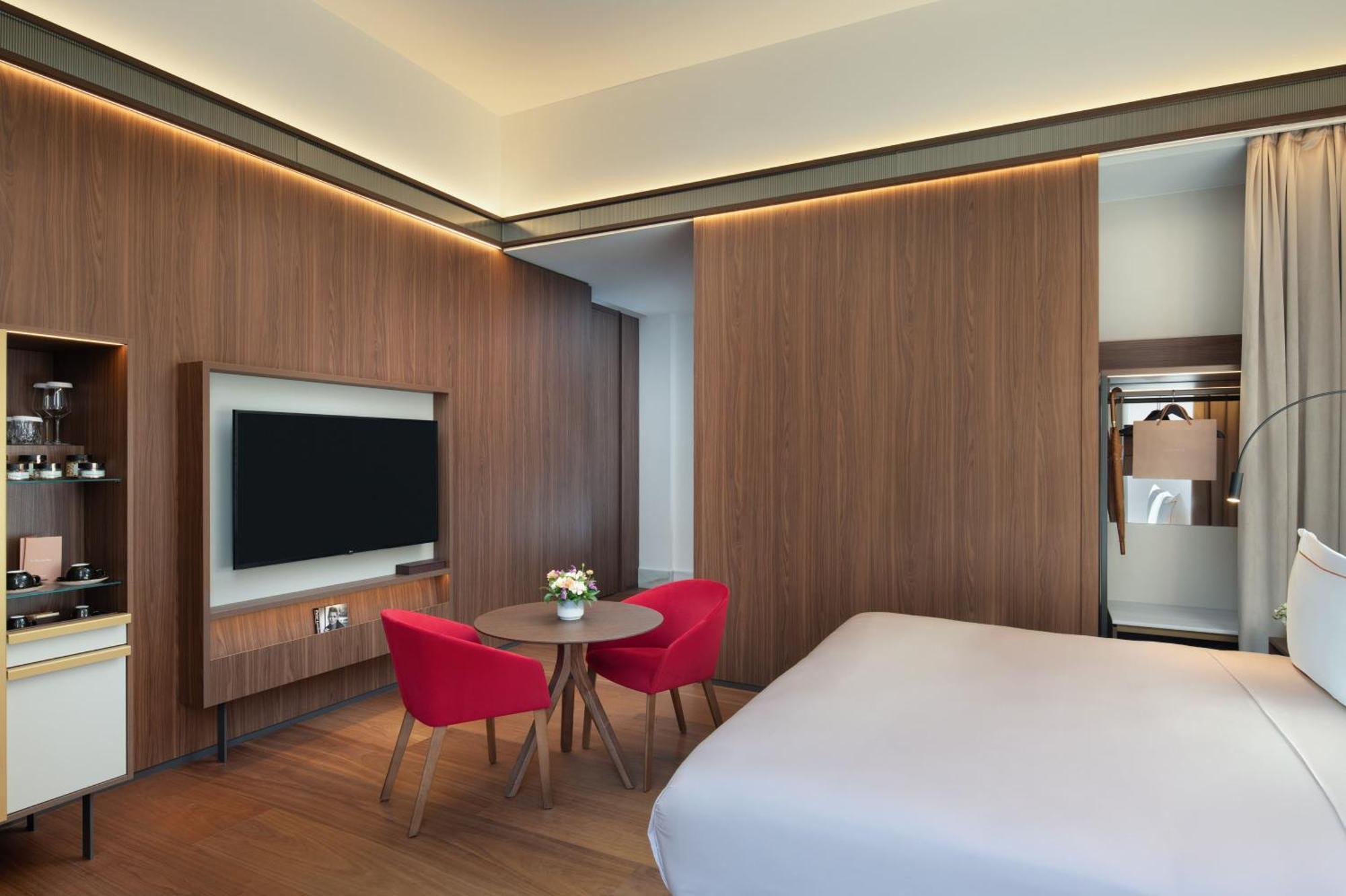 Two Bedrooms Interconnecting Premium Room with Spa Access