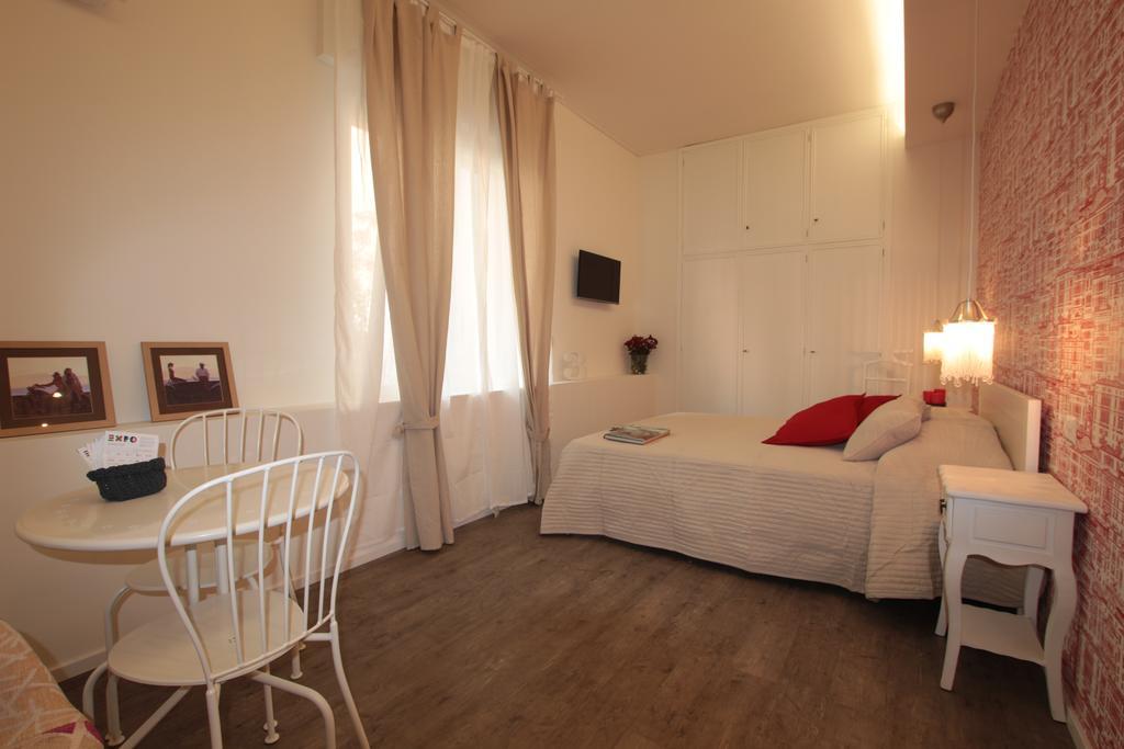 Superior Studio,198370912:JPEG