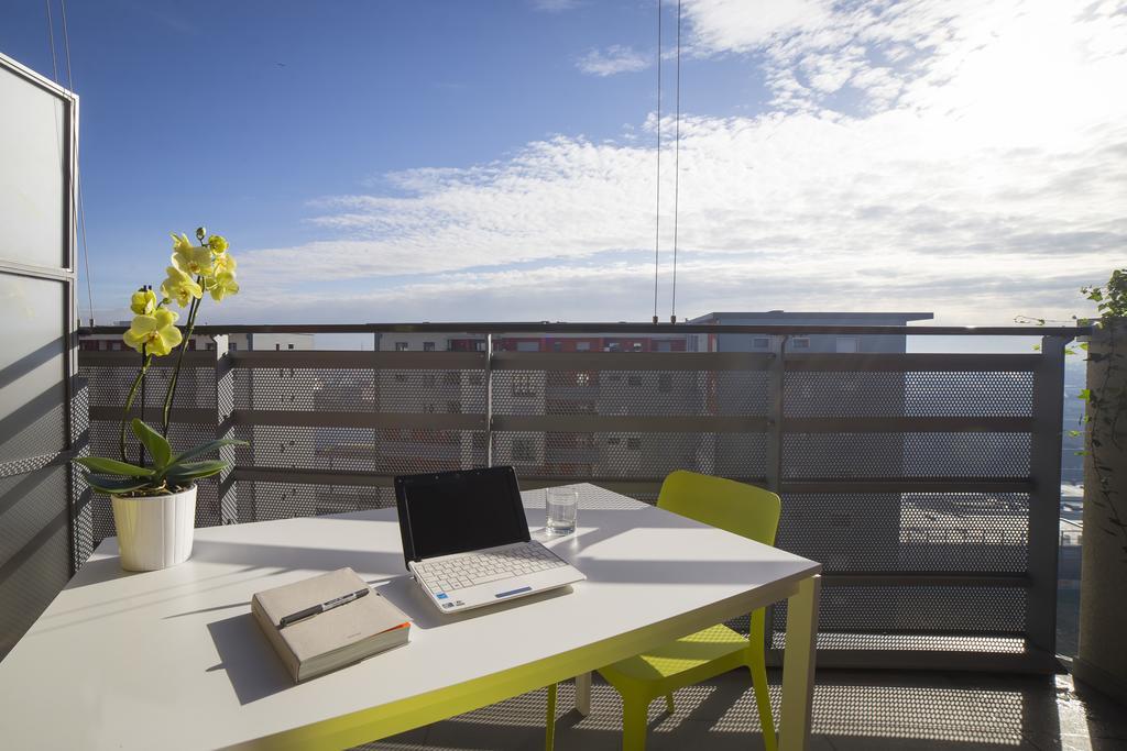 Studio,211197866:JPEG