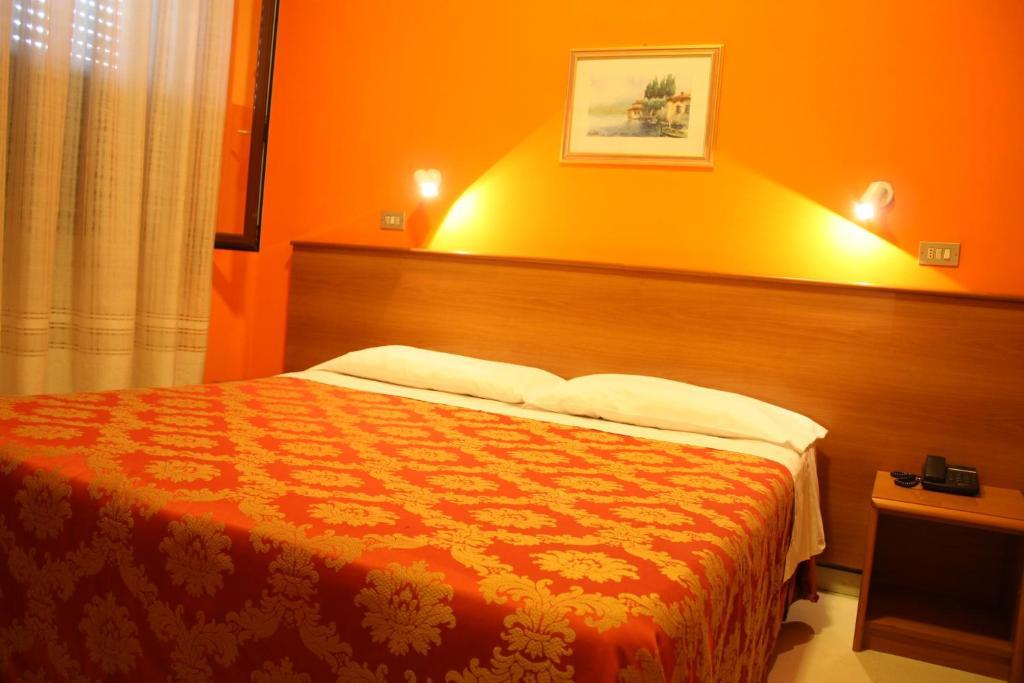 Double Room,37726804:JPEG