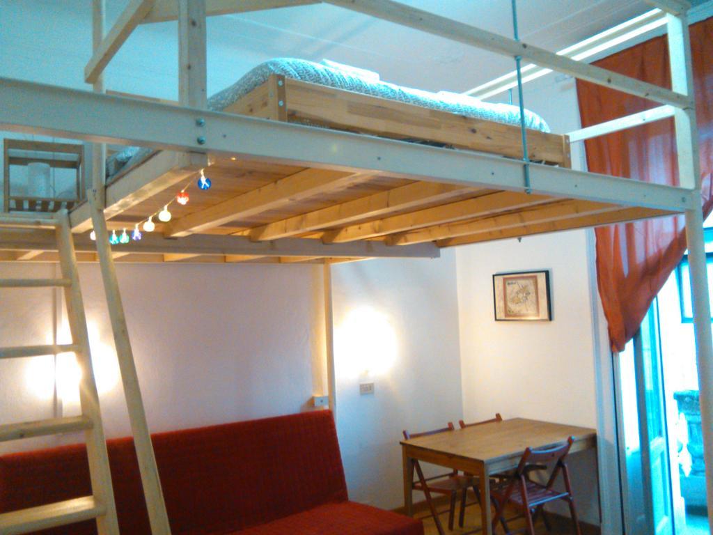 Double Room with Balcony (3 Adults),857171015:JPEG