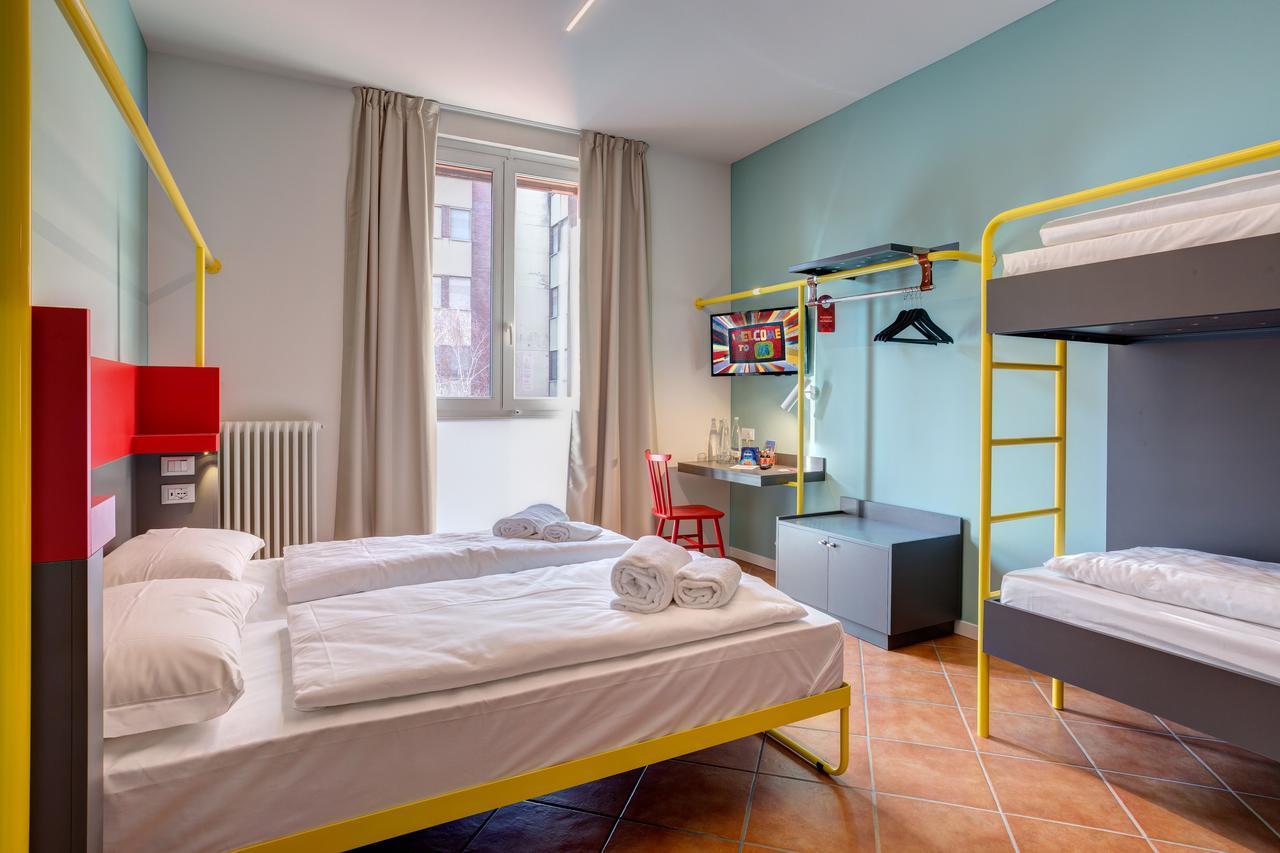 Bed 4-Bed Mixed Dormitory Room