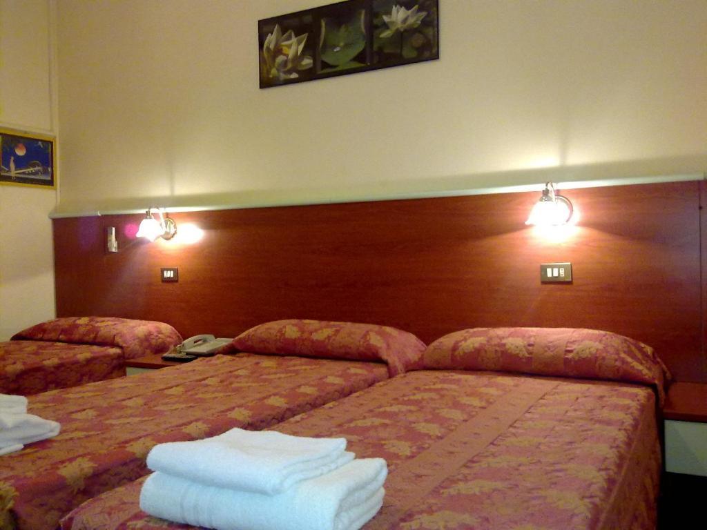 Quadruple Room,110159955:JPEG