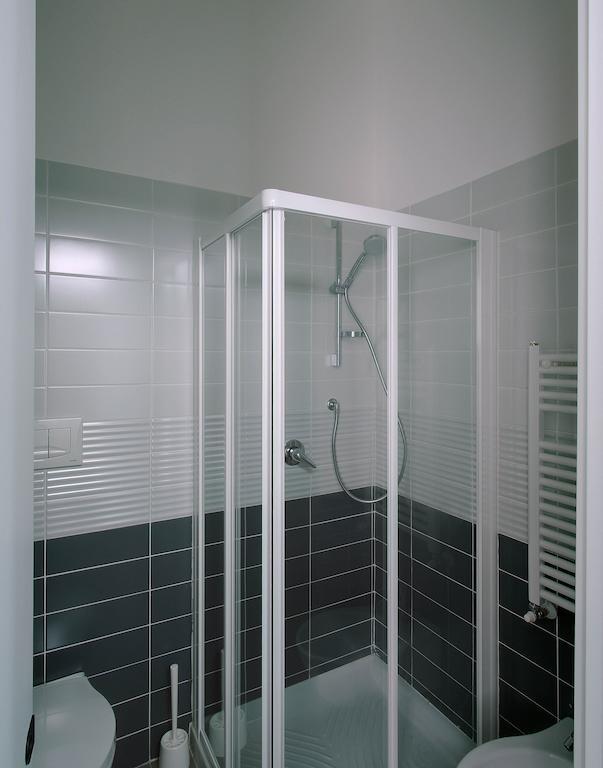 Large Studio Apartment,64030321:JPEG