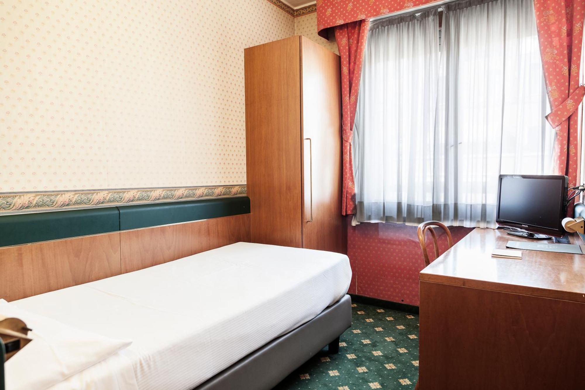 Single Room,1541414152:JPEG