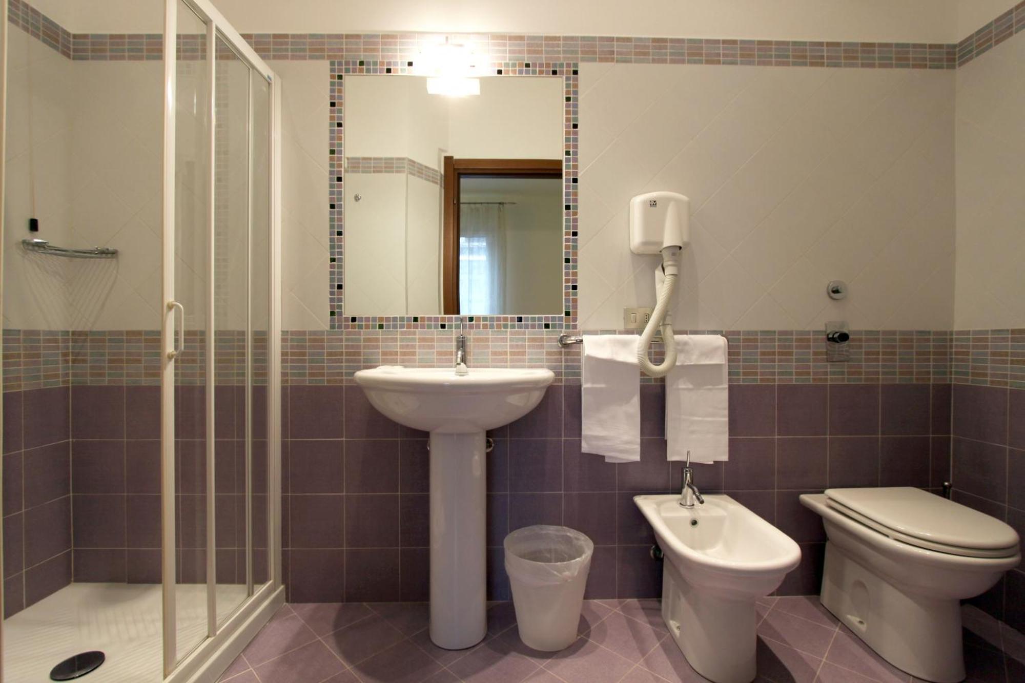 Single Room,416432250:JPEG
