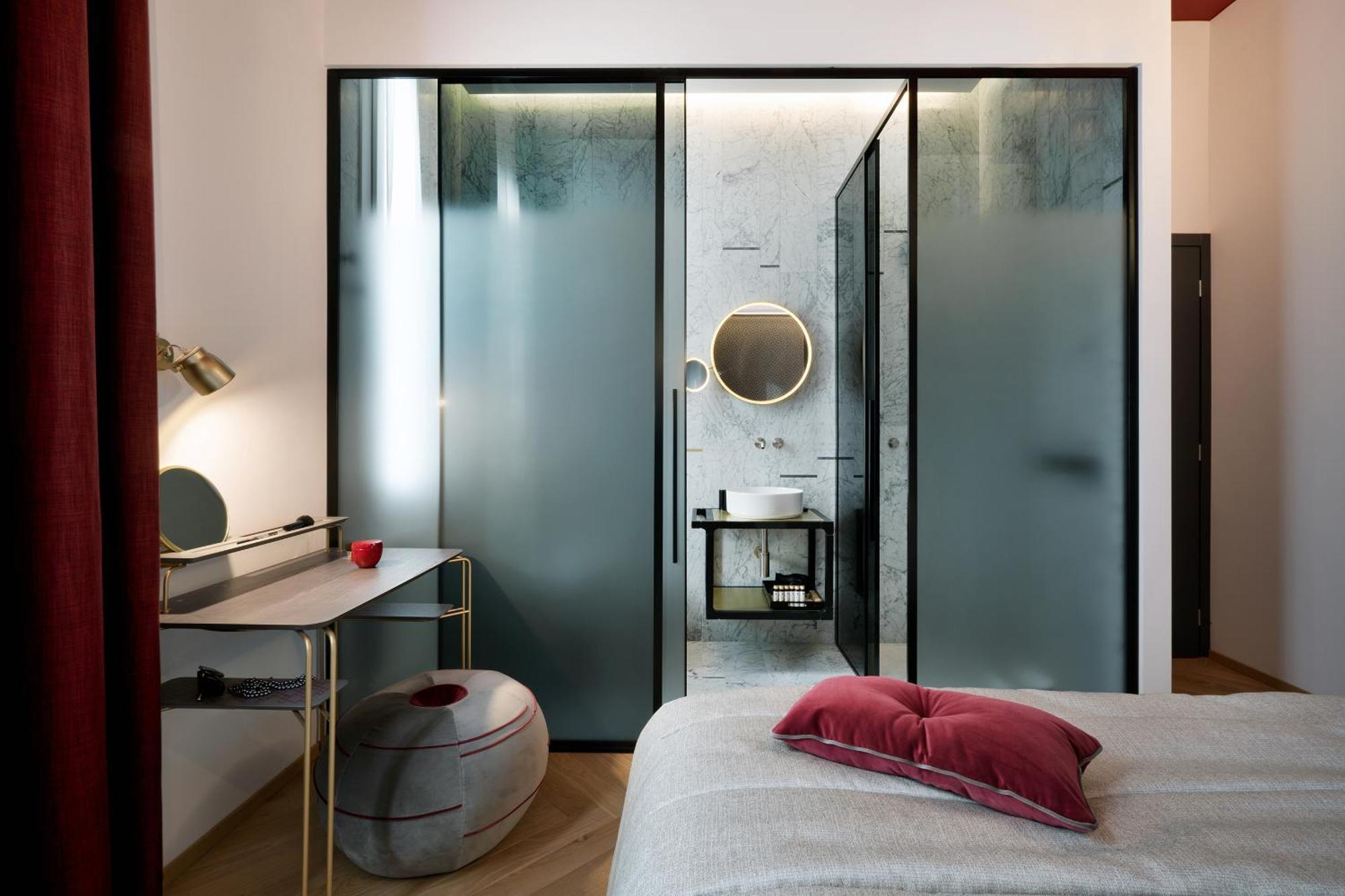 Superior Queen Room