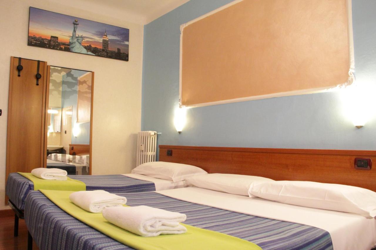 Camera Tripla con Bagno in Comune