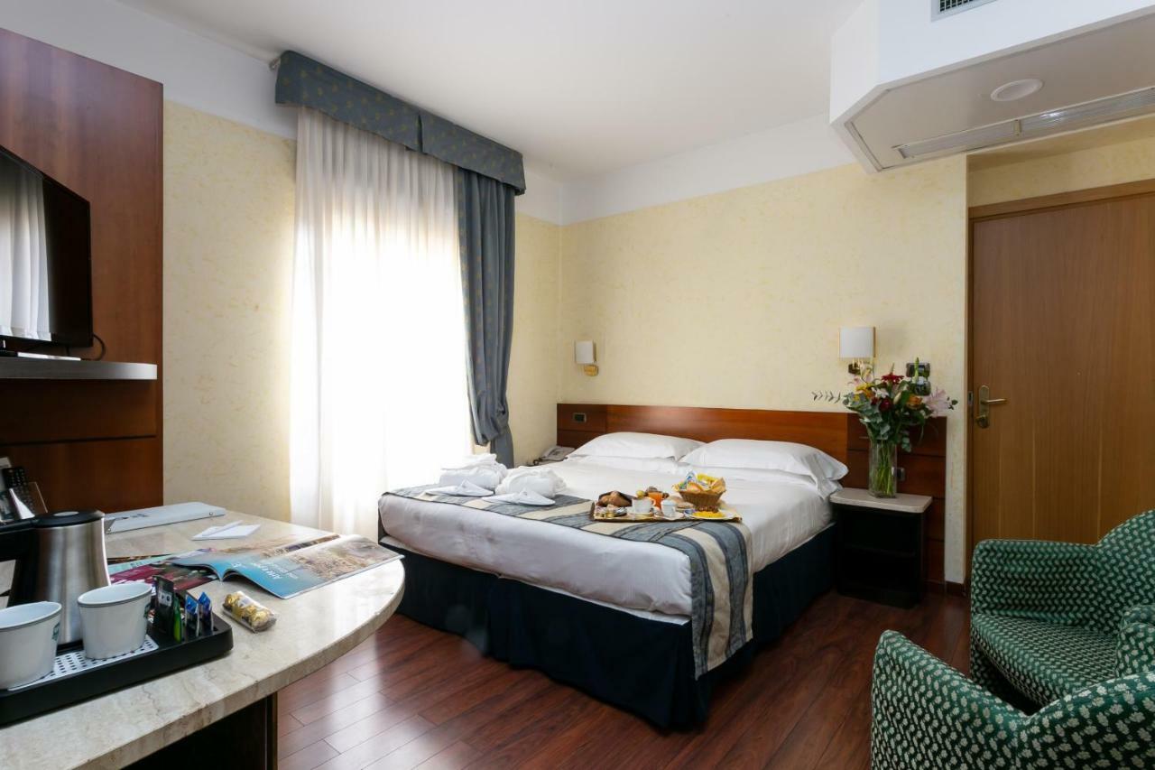 Deluxe King Room,1274514121:JPEG