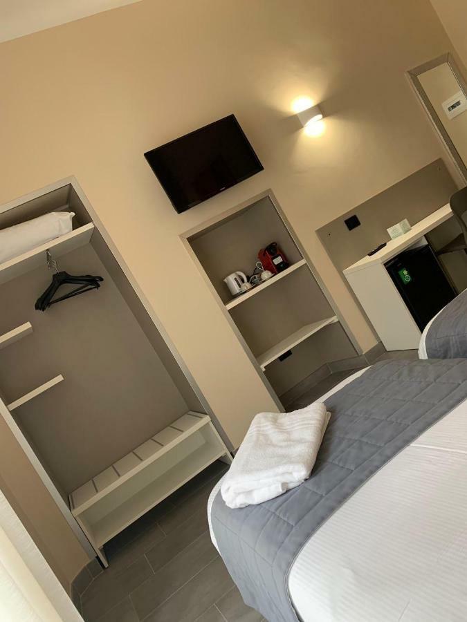 Double or Twin Room with Balcony,787628874:JPEG