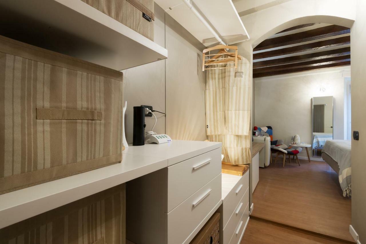 Deluxe Double Room Double Shower