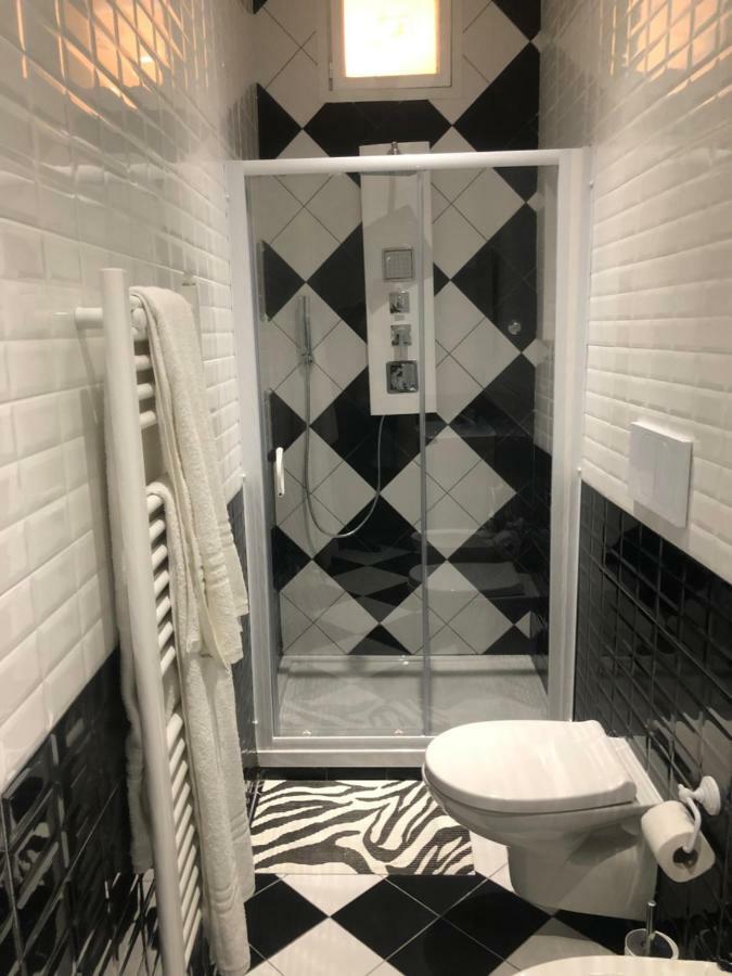 Two-Bedroom Apartment,902012689:JPEG