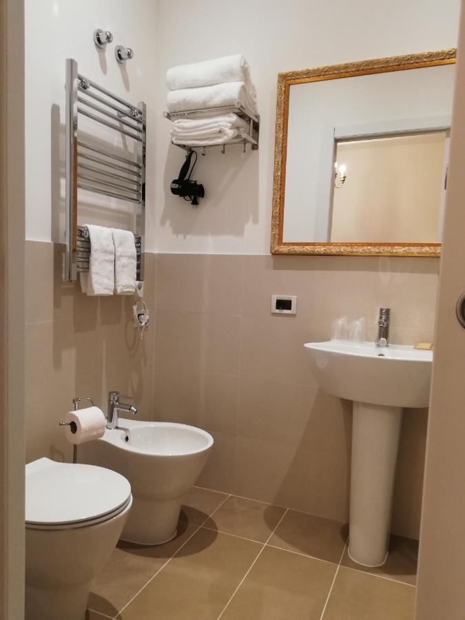 Standard King Room,936926407:JPEG