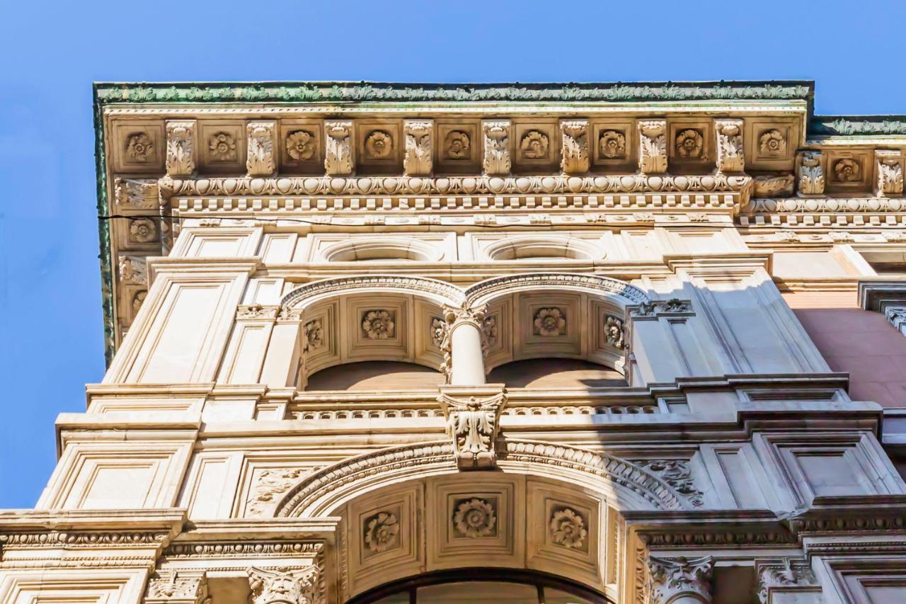 Deluxe Studio - Via Dogana 3