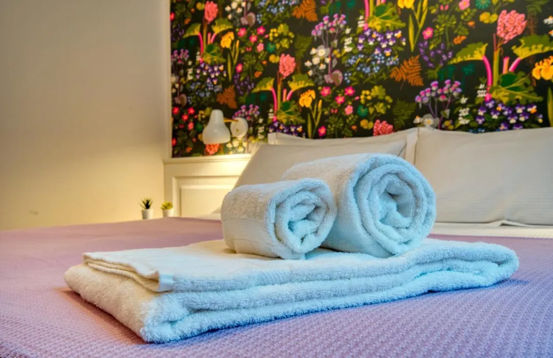 Guesthost - Dimora Claudia Luxury Rooms-1