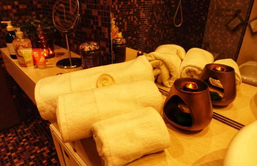 Suite And City Porta Venezia B&B-1