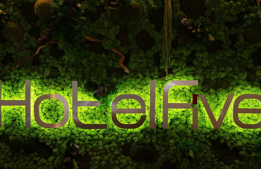 Hotel Five-1