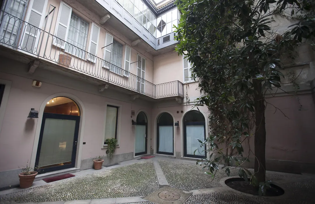 Casa Milano- Apartments And Rooms-1