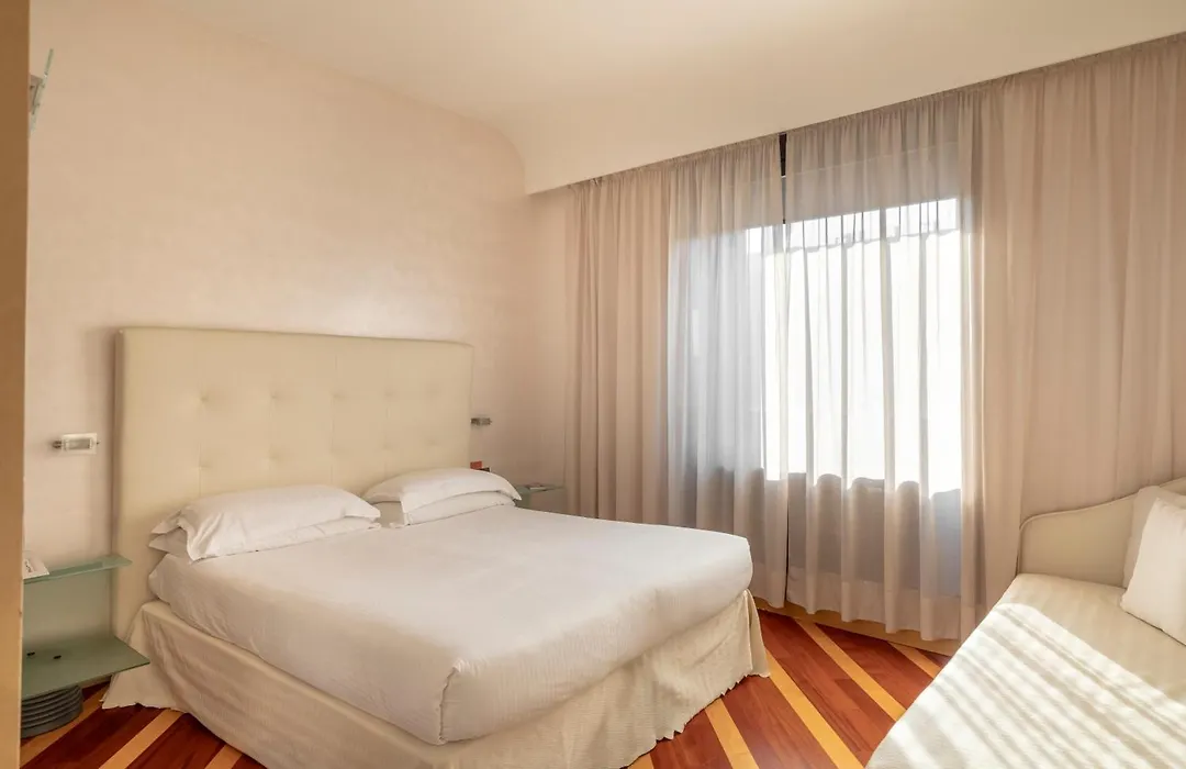 Hotel Sanpi Milano-1