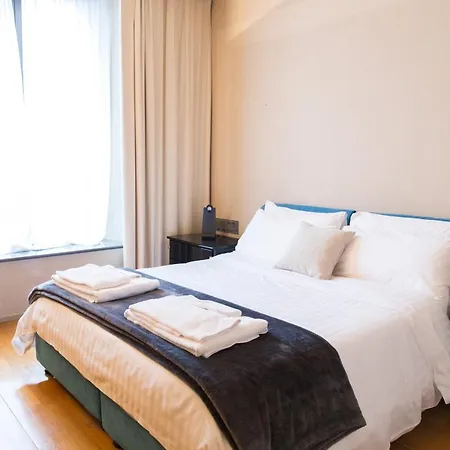 Milan Royal Suites - Centro Duomo-3