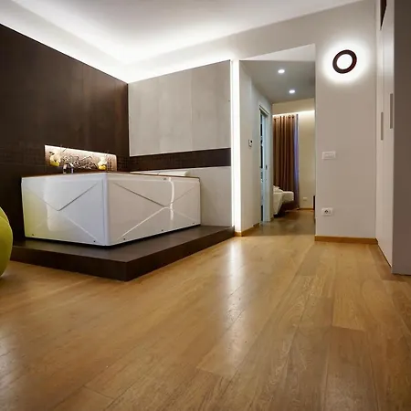 Arbiter Suite Milano-3
