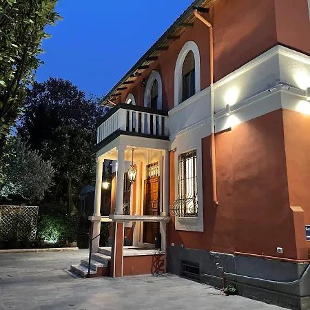 La Villa Bed & Breakfast-3