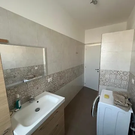 Paul House-3