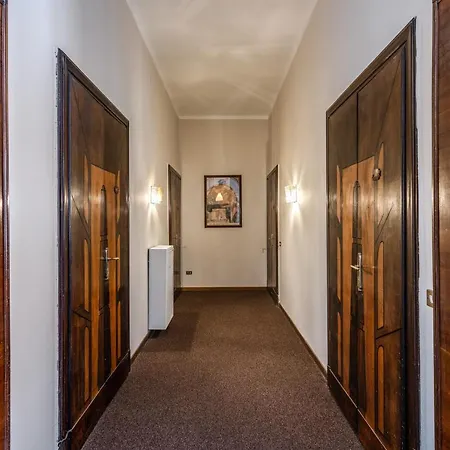 Hotel Apollo-2