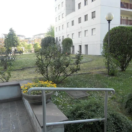Milan White Tower Apartment-2