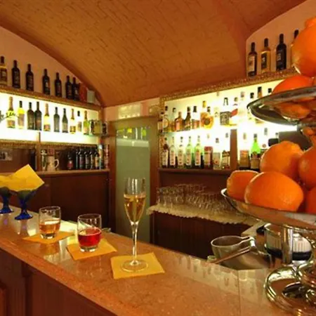Hotel Ideale-3