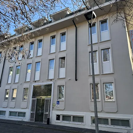 Hotel Kristall-2